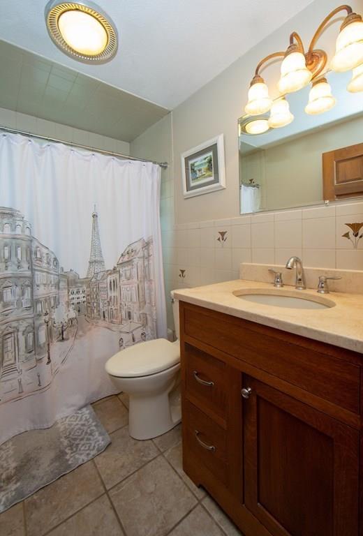 22 Gardiner Road Quincy, MA 02169 - Photo 11 of 22 Gallery Image 11
