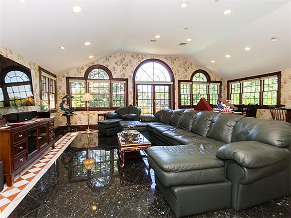 48 Lantern Road Belmont, MA 02478 - Photo 10 of 28 Gallery Image 10