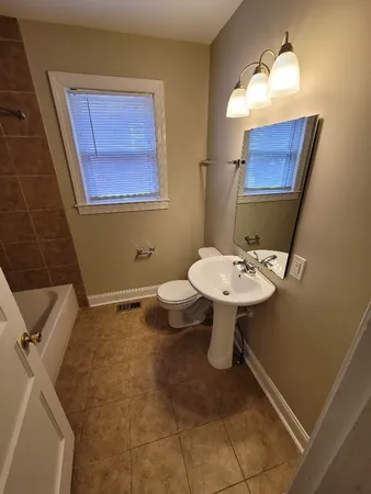$1,595 | 412 East Trinity Lane, Nashville, TN 37207