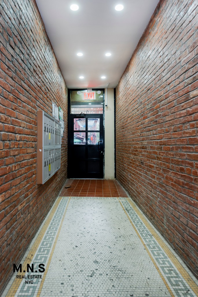 24 Mott Street, Unit 5 Manhattan, NY 10013 - Photo 7 of 7