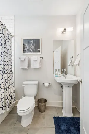 $3,995 | 2021 Beech Avenue, Unit 7, Nashville, TN 37204