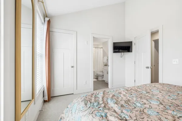 $3,995 | 2021 Beech Avenue, Unit 7, Nashville, TN 37204