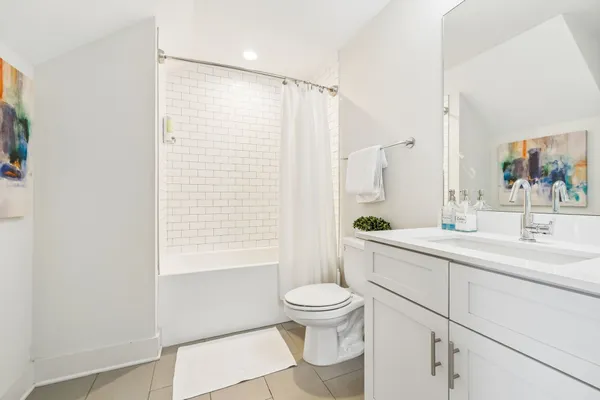 $3,995 | 2021 Beech Avenue, Unit 7, Nashville, TN 37204