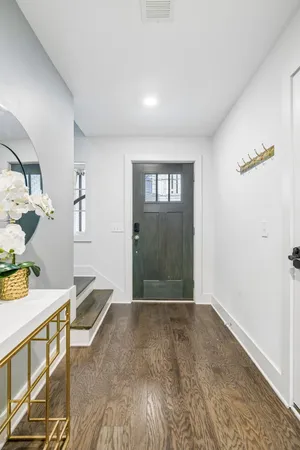 $3,995 | 2021 Beech Avenue, Unit 7, Nashville, TN 37204