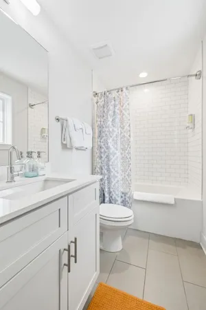 $3,995 | 2021 Beech Avenue, Unit 7, Nashville, TN 37204