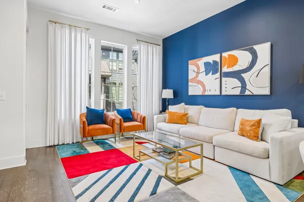 $3,995 | 2021 Beech Avenue, Unit 7, Nashville, TN 37204