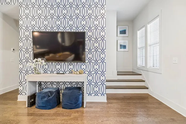 $3,995 | 2021 Beech Avenue, Unit 7, Nashville, TN 37204