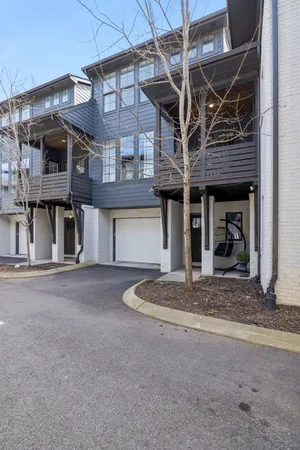 $3,995 | 2021 Beech Avenue, Unit 7, Nashville, TN 37204