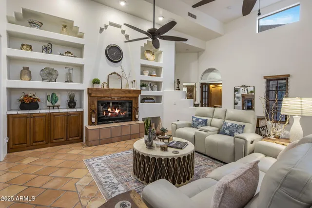 $2,495,000 | 8400 East Dixileta Drive, Unit 147, Scottsdale, AZ 85266