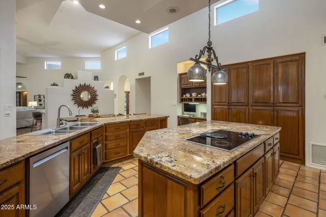 $2,495,000 | 8400 East Dixileta Drive, Unit 147, Scottsdale, AZ 85266