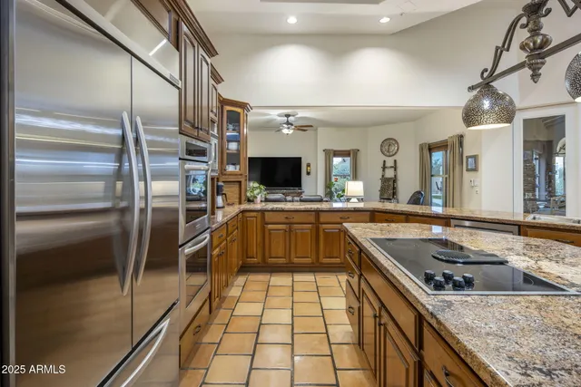 $2,495,000 | 8400 East Dixileta Drive, Unit 147, Scottsdale, AZ 85266