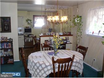 3422 Primrose Road Philadelphia, PA 19114 - Photo 4 of 9 Dining Room