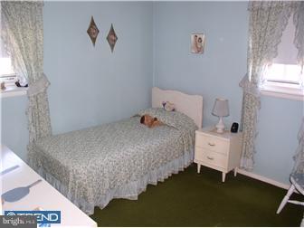 3422 Primrose Road Philadelphia, PA 19114 - Photo 7 of 9 Bedroom 2