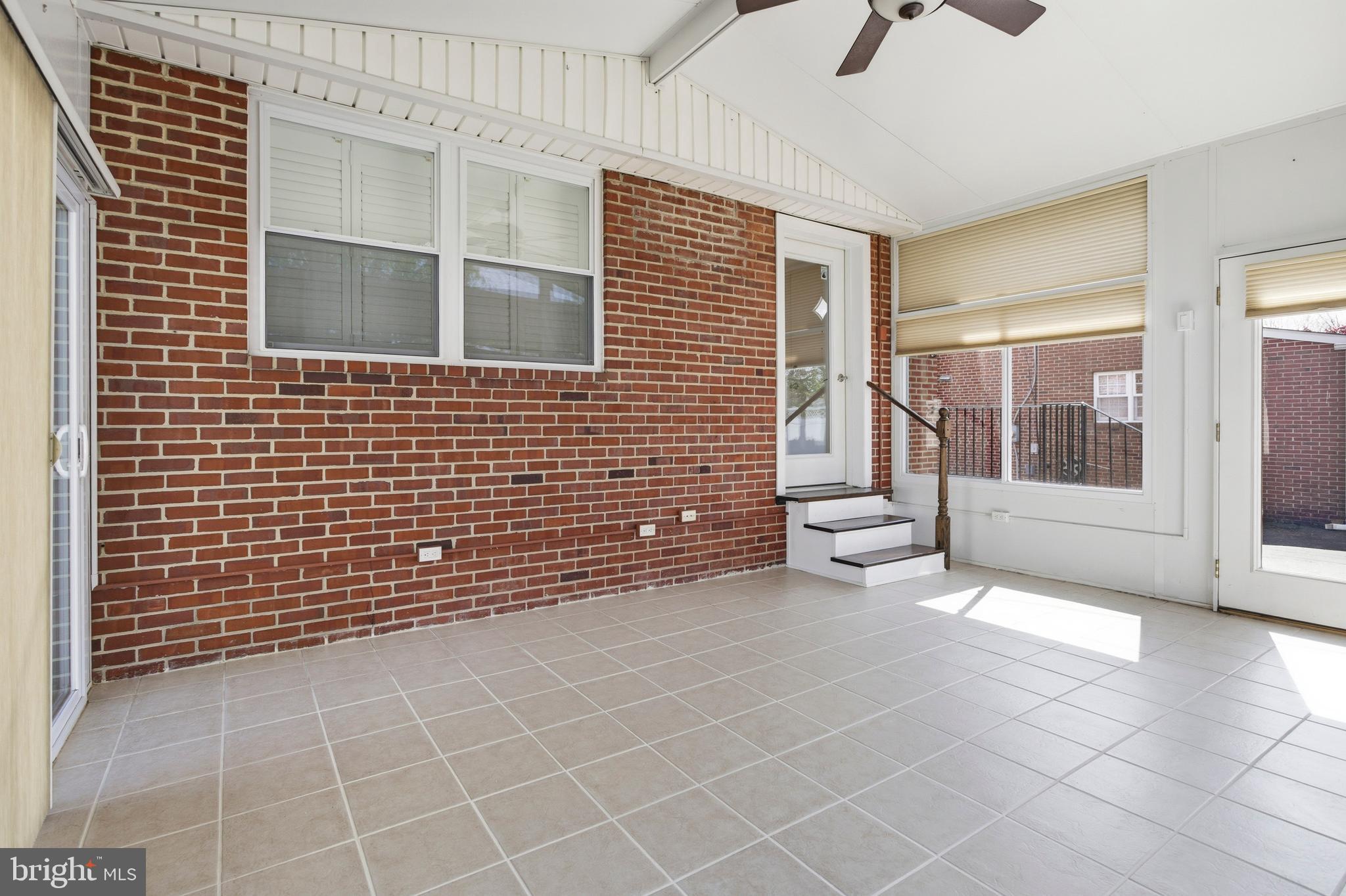 418 Colonial Park Drive Springfield, PA 19064 - Photo 20 of 37