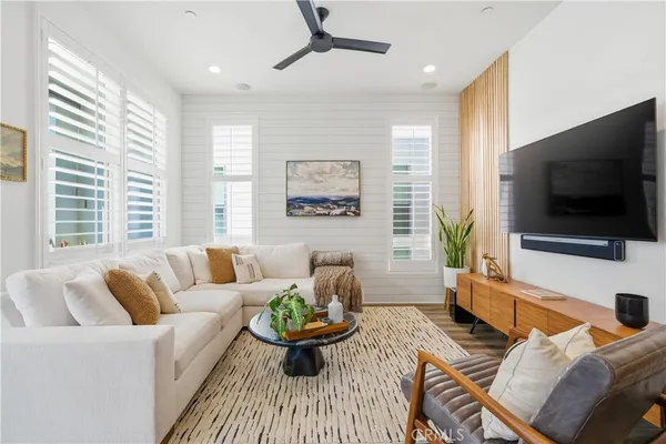 $1,699,000 | 2112 Tidewater Circle, Costa Mesa, CA 92627
