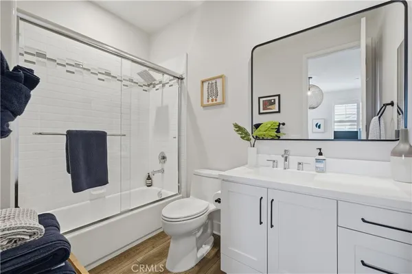 $1,699,000 | 2112 Tidewater Circle, Costa Mesa, CA 92627