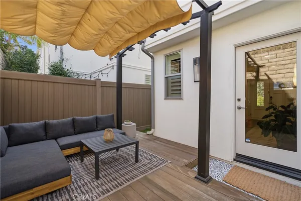 $1,699,000 | 2112 Tidewater Circle, Costa Mesa, CA 92627