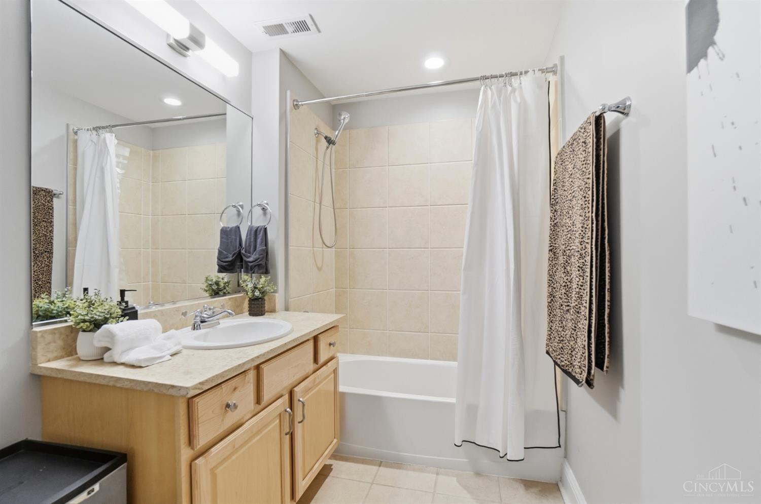 2235 Riverside Drive, Unit 306 Cincinnati, OH 45202 - Photo 28 of 59