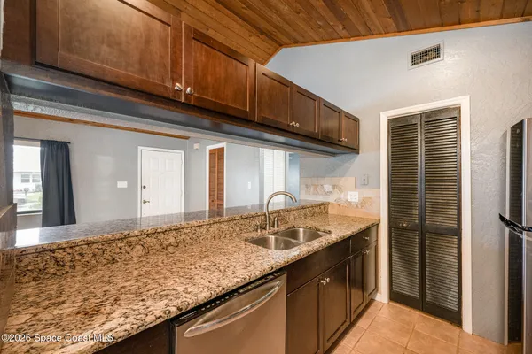 $2,450 | 696 Las Palmas Way, Melbourne, FL 32940