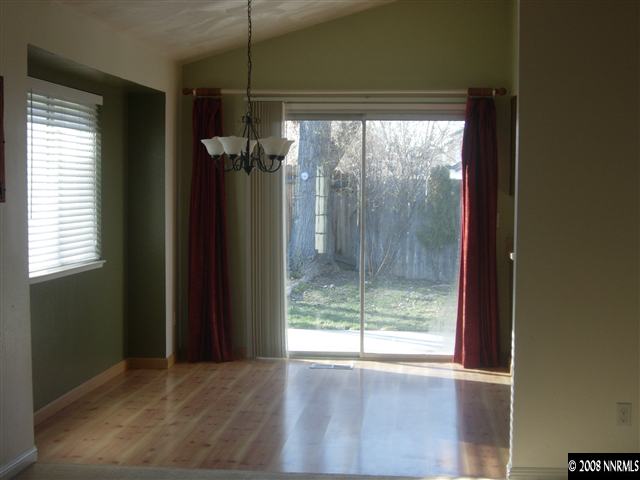 2724 Perro Court Reno, NV 89502 - Photo 4 of 7 Photo 4