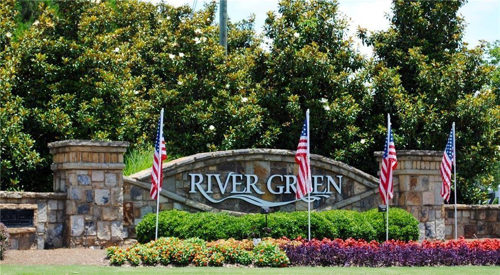 331 Oakview Way Canton, GA 30114 - Photo 39 of 42 a sign on the side of a road