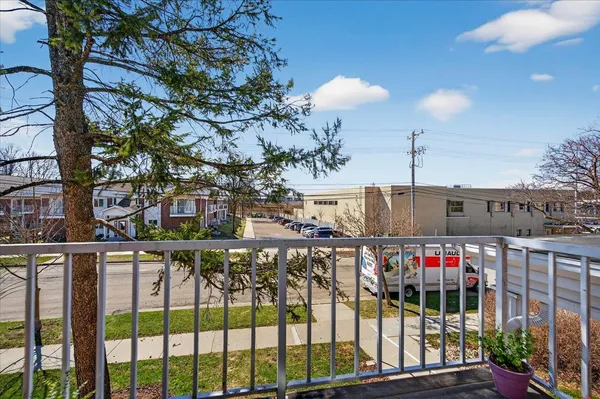 $270,000 | 4514 Hammersley Road, Unit 5, Madison, WI 53711