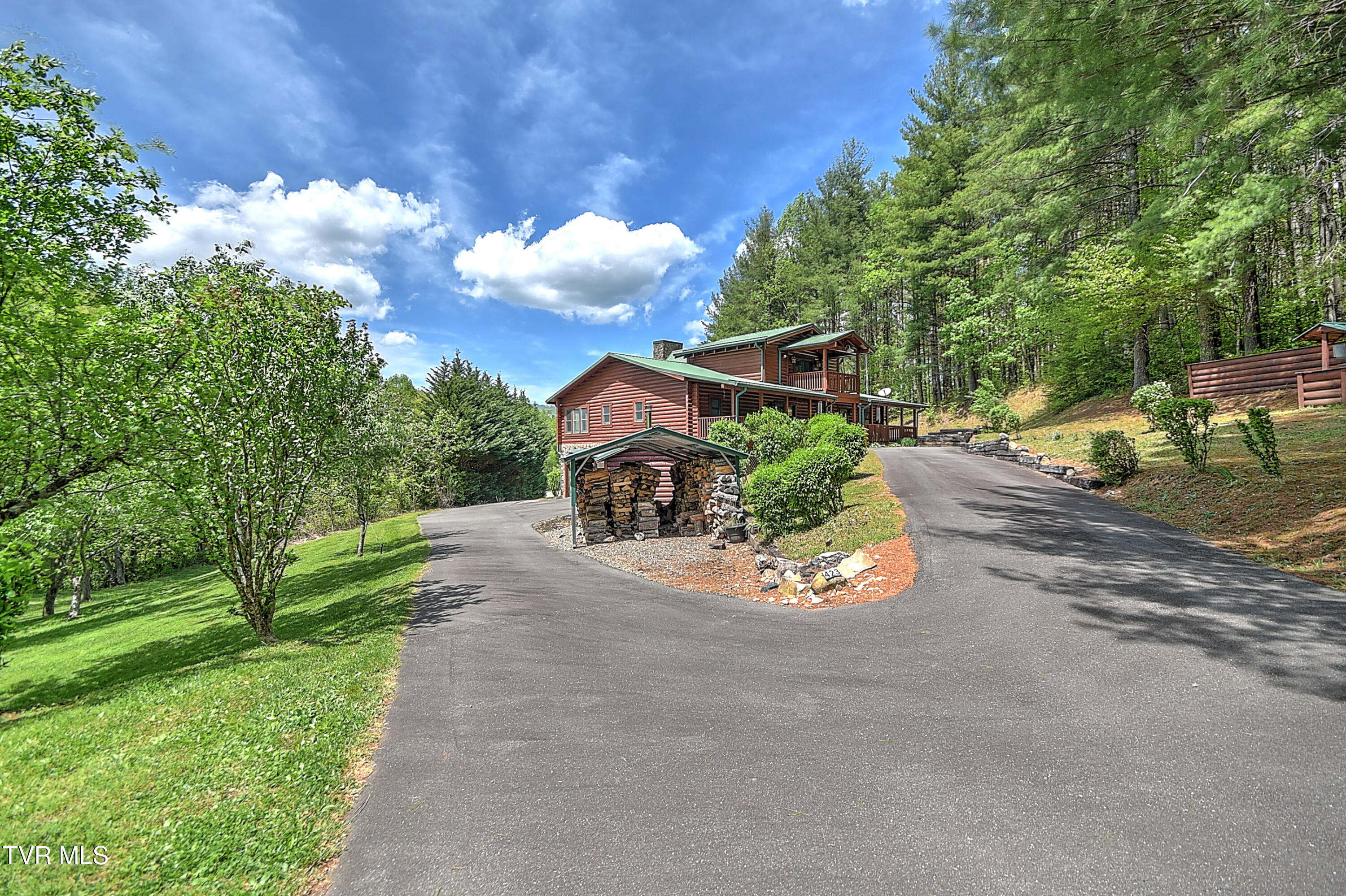 423 Pandora Fork Road Butler, TN 37640 - Photo 5 of 109 423 Pandora Fork DST-5