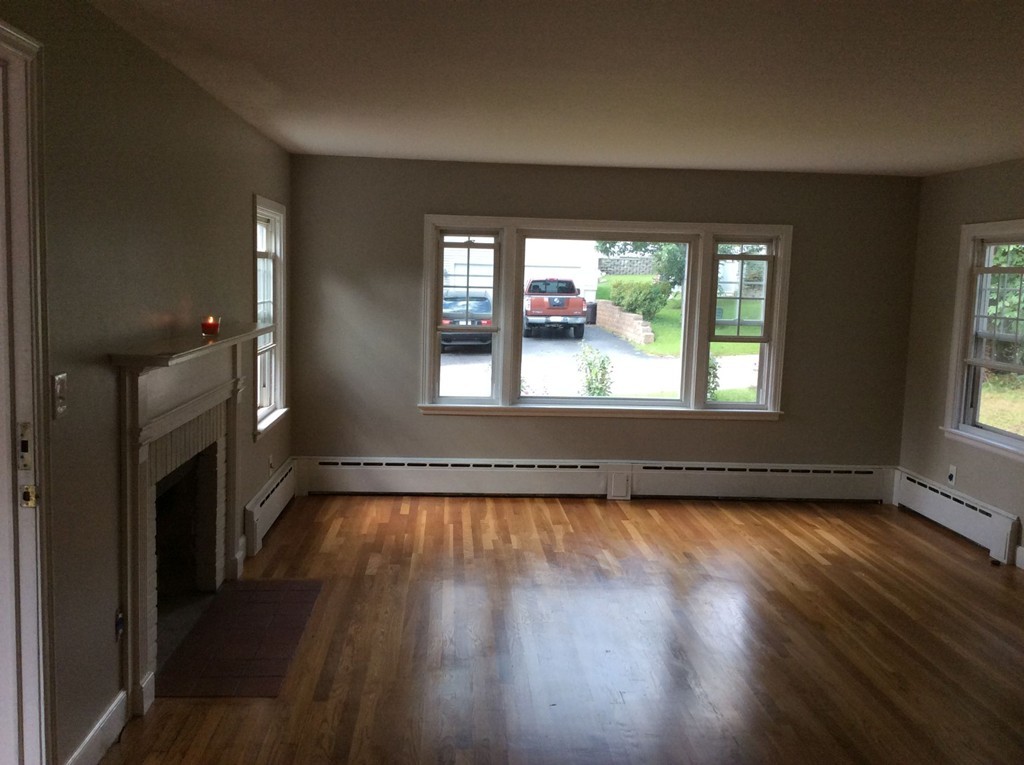 4 Chevy Chase Road Worcester, MA 01606 - Photo 2 of 13 Gallery Image 2
