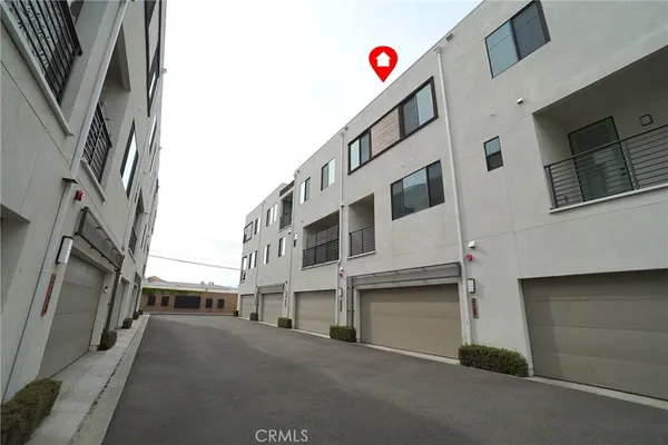 $4,200 | 2127 Marine Walk, Gardena, CA 90249