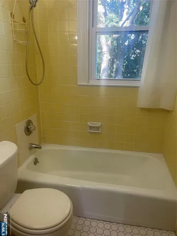 $1,725 | 116 Brinkerhoff Street, Unit 2, Ridgefield Park, NJ 07660