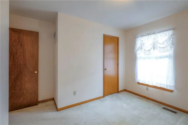 $269,000 | 10600 East 51 Street, Kansas City, MO 64133