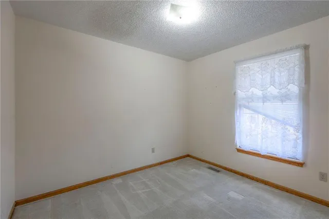 $269,000 | 10600 East 51 Street, Kansas City, MO 64133