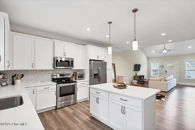 $369,000 | 123 Lark Drive, West End, NC 27376