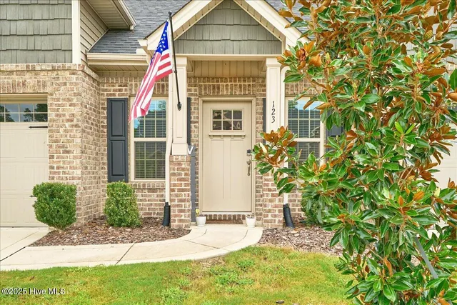 $369,000 | 123 Lark Drive, West End, NC 27376