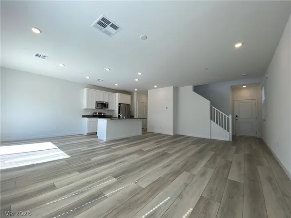 $2,446 | 9583 Noah Pointe Avenue, Las Vegas, NV 89143