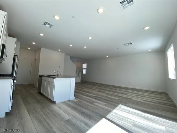 $2,446 | 9583 Noah Pointe Avenue, Las Vegas, NV 89143