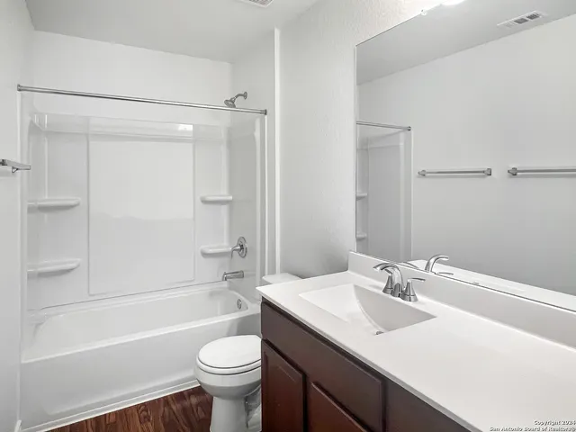 $2,300 | 14838 House Wren Fall Street, San Antonio, TX 78253