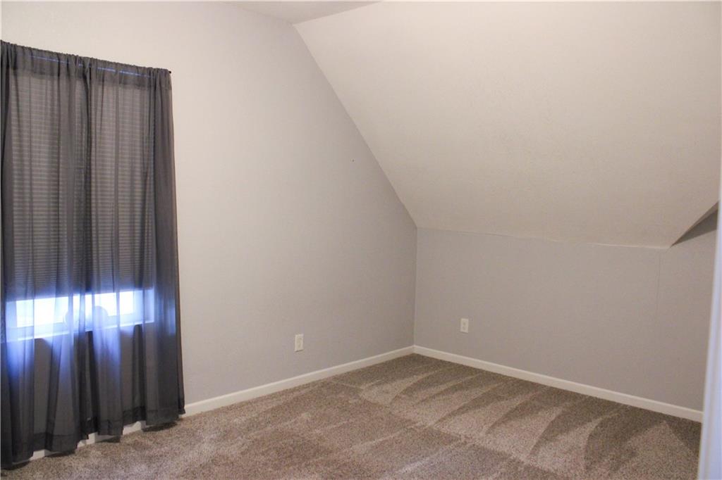 612 West Kansas Street Pittsburg, KS 66762 - Photo 14 of 31