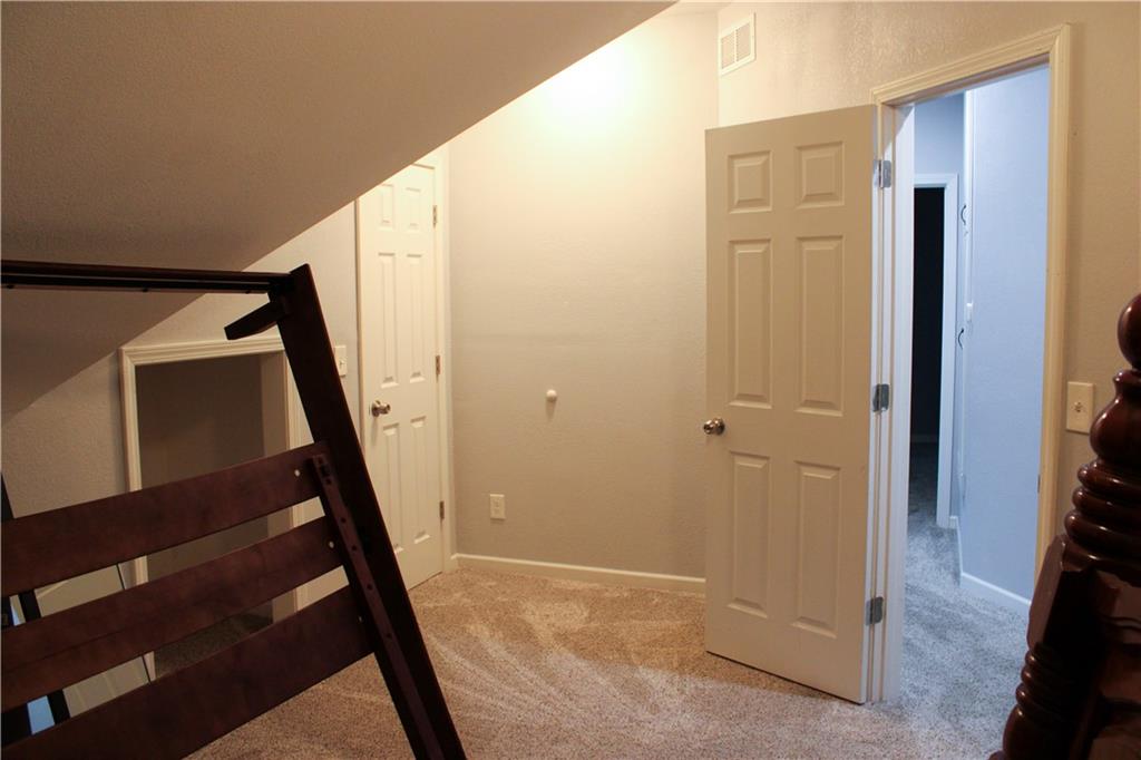 612 West Kansas Street Pittsburg, KS 66762 - Photo 17 of 31