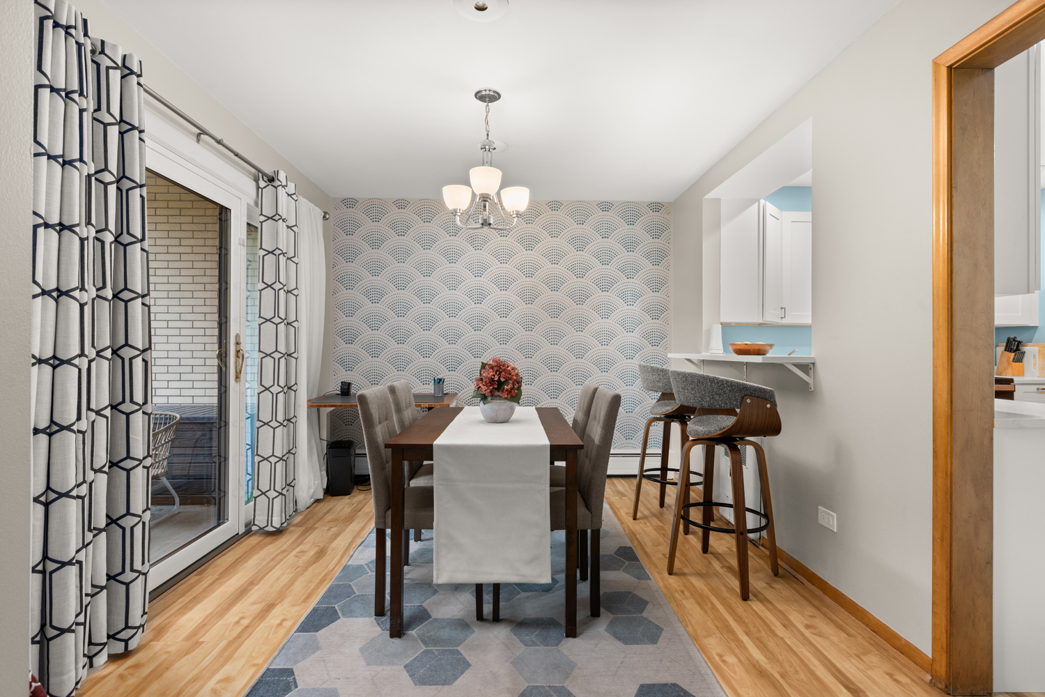 1029 Washington Boulevard, Unit 102 Oak Park, IL 60302 - Photo 13 of 24 a view of a dining room with furniture window and wooden floor
