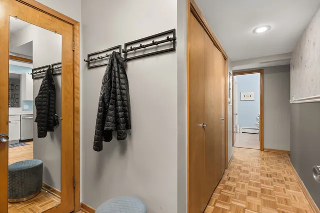 $259,000 | 1029 Washington Boulevard, Unit 102, Oak Park, IL 60302