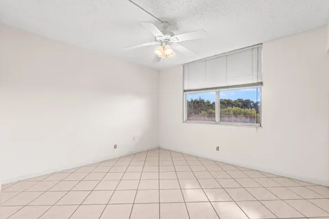 $144,900 | 14623 Bonaire Boulevard, Unit 608, Delray Beach, FL 33446