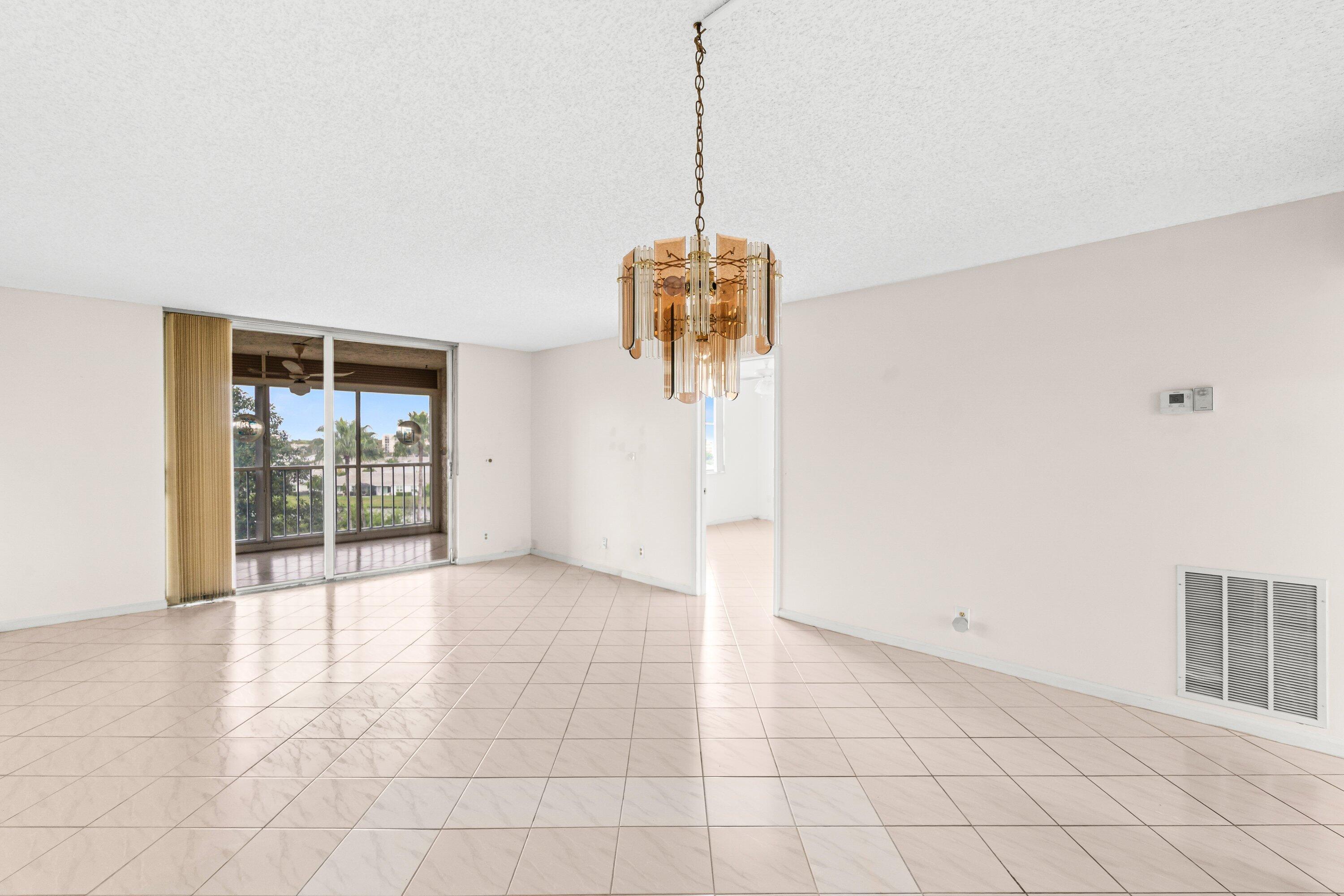 14623 Bonaire Boulevard, Unit 608 Delray Beach, FL 33446 - Photo 7 of 28 009-14623BonaireBoulevard-608-DelrayBeac