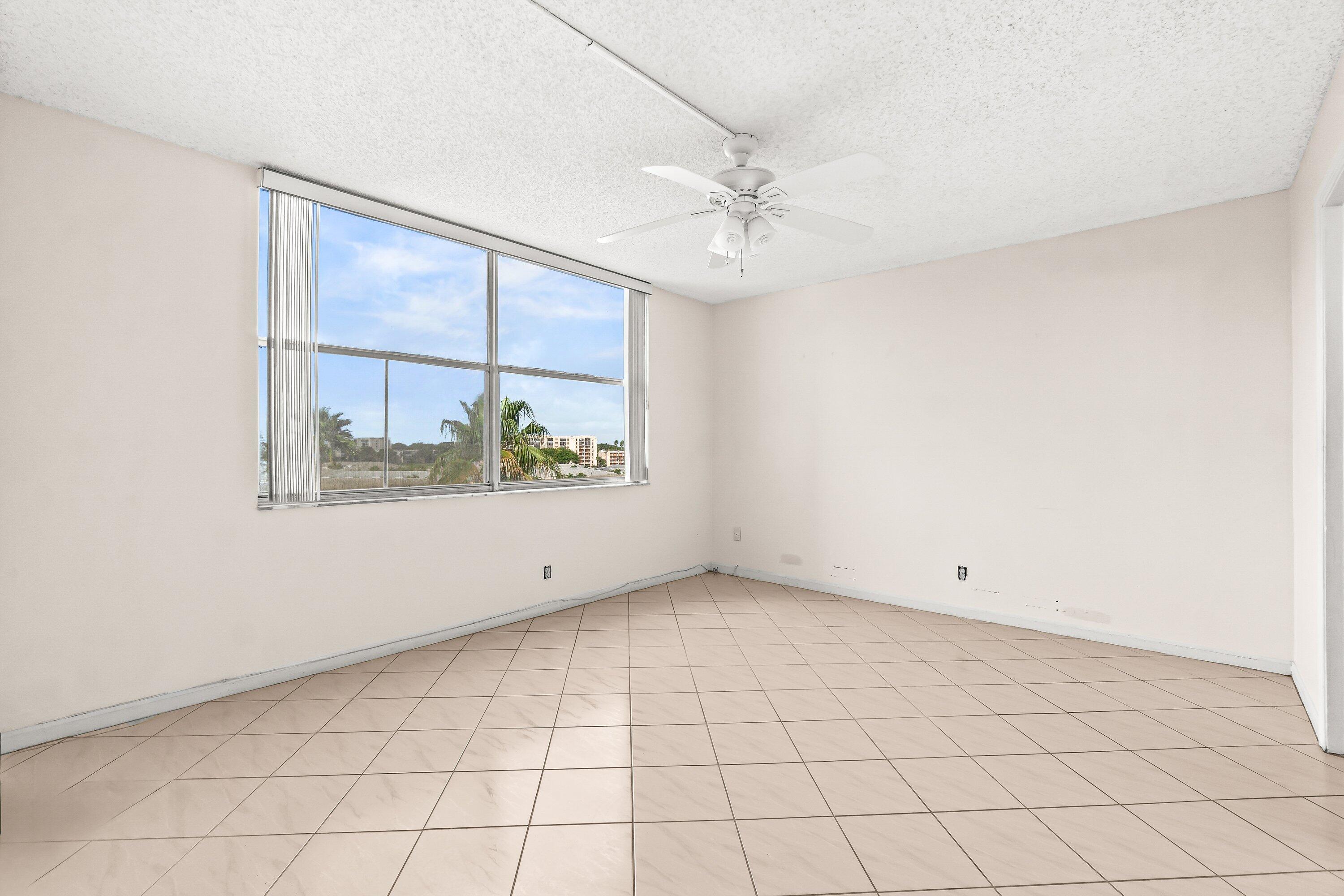 14623 Bonaire Boulevard, Unit 608 Delray Beach, FL 33446 - Photo 10 of 28 013-14623BonaireBoulevard-608-DelrayBeac