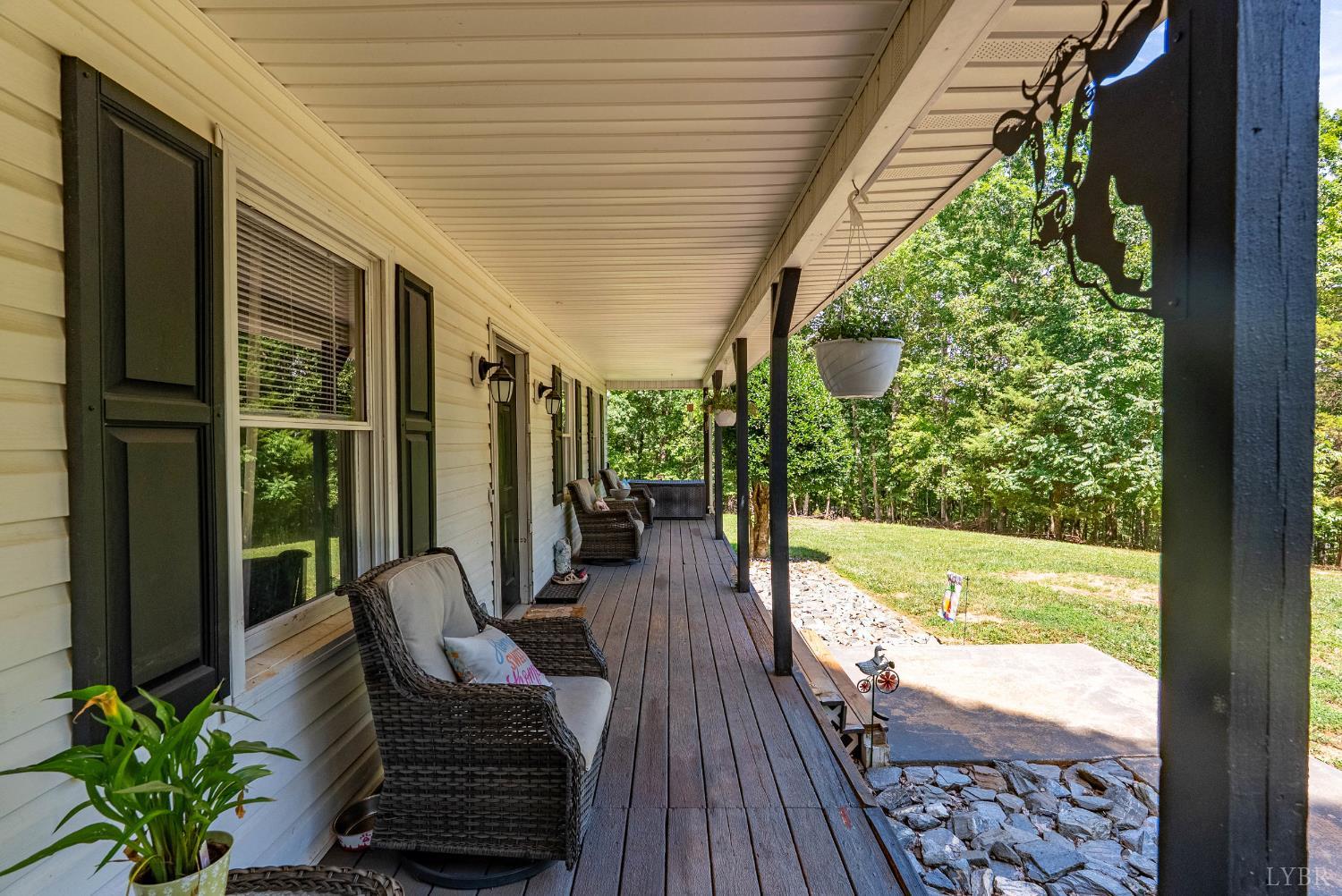 3237 Dearborn Road Evington, VA 24550 - Photo 3 of 47