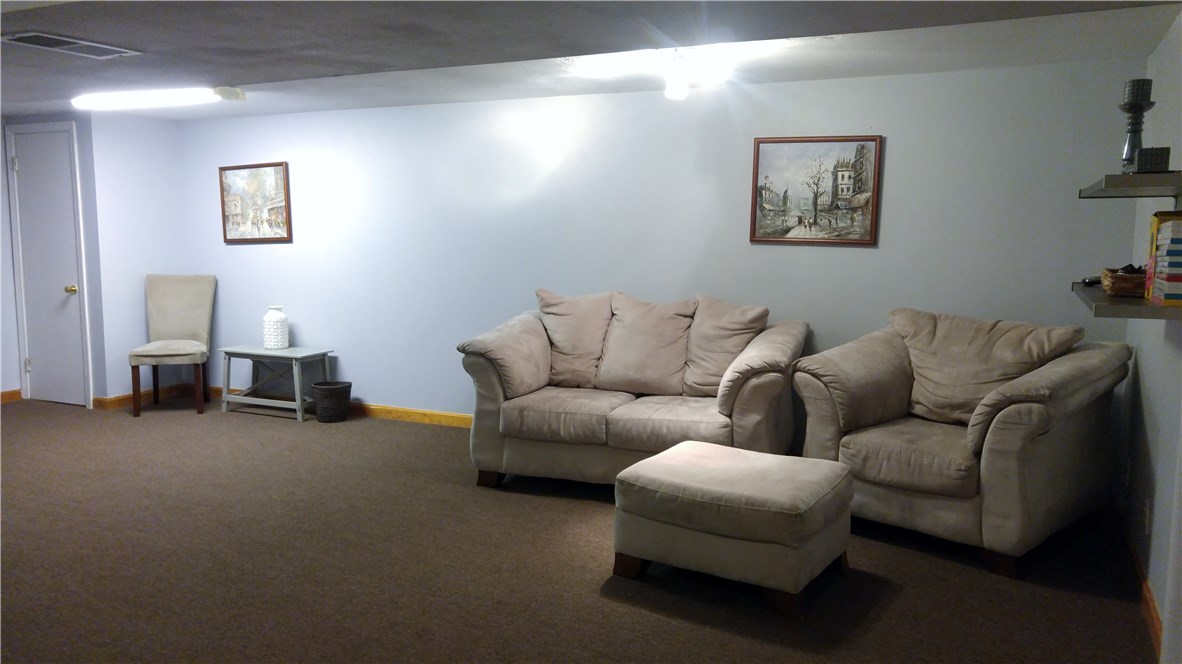 36 Roland Street Cumberland, RI 02864 - Photo 9 of 14 Gallery Image 9