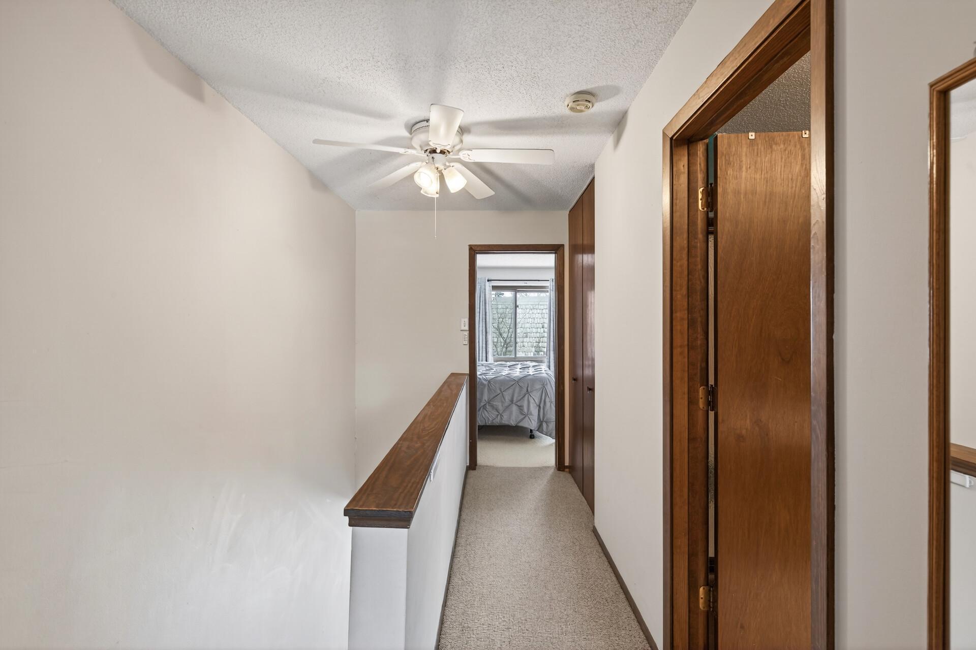 6042 Golden Valley Road Golden Valley, MN 55422 - Photo 15 of 26