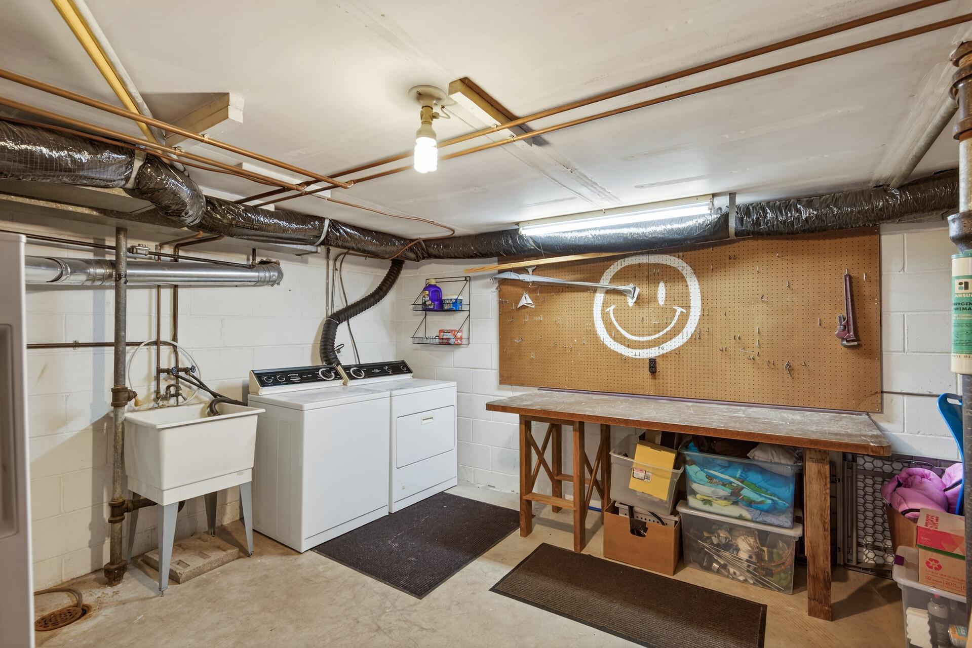 6042 Golden Valley Road Golden Valley, MN 55422 - Photo 22 of 26