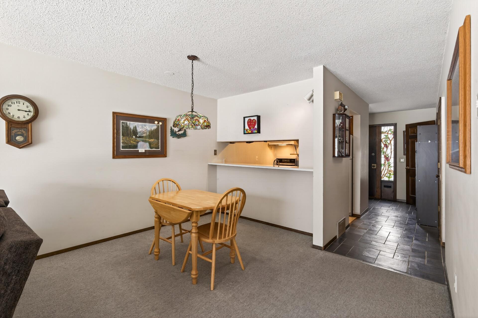 6042 Golden Valley Road Golden Valley, MN 55422 - Photo 5 of 26