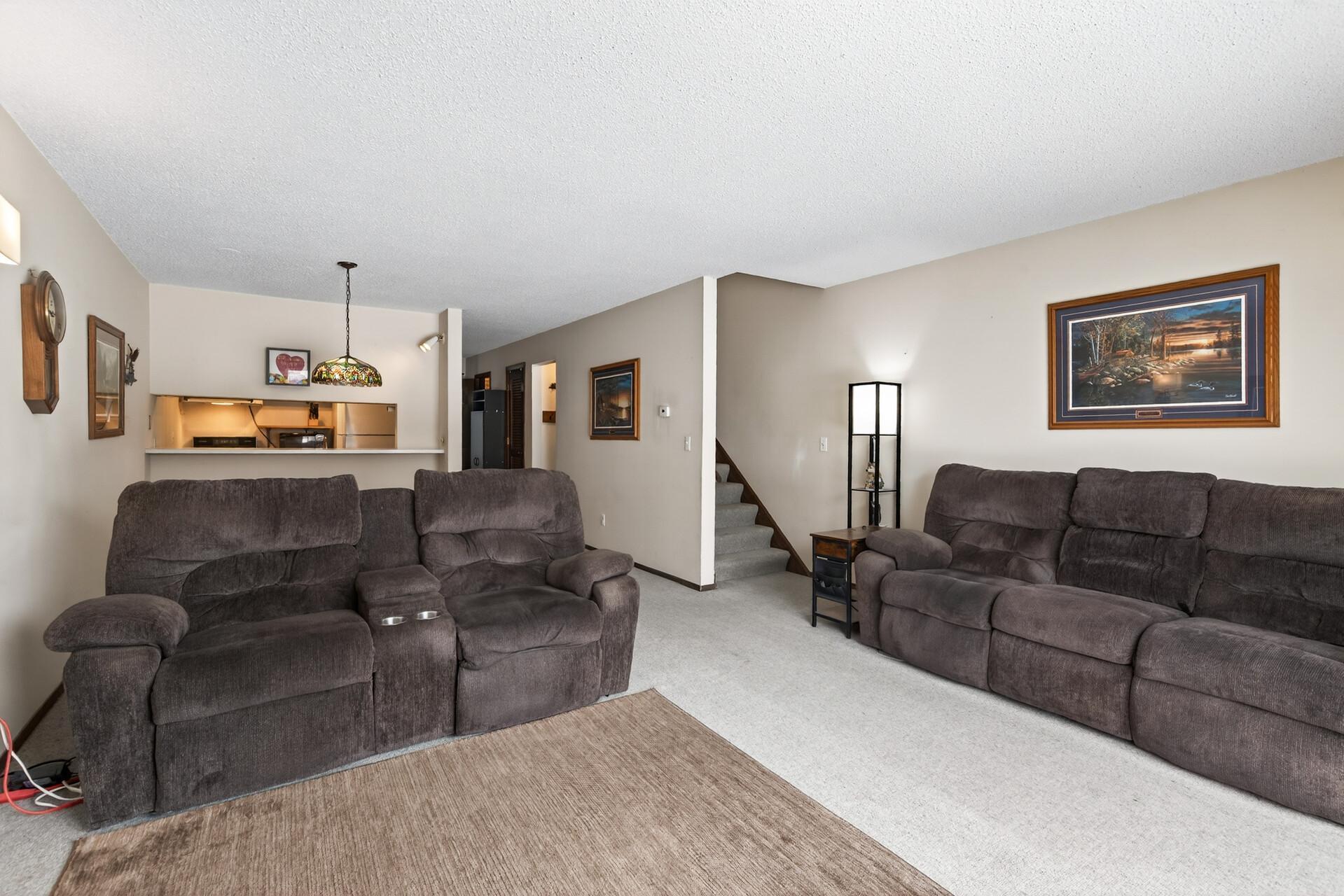 6042 Golden Valley Road Golden Valley, MN 55422 - Photo 6 of 26